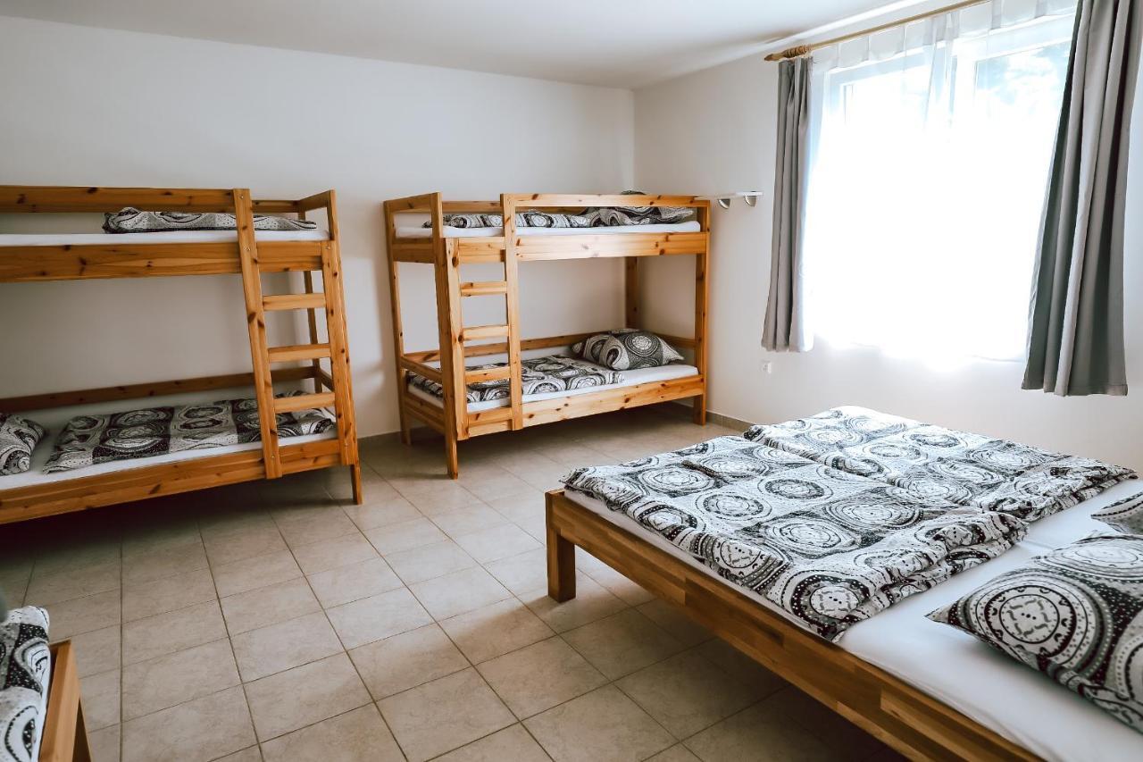 Chaty A Apartmany Hracholusky Kemp Kosatka Pnovany Εξωτερικό φωτογραφία