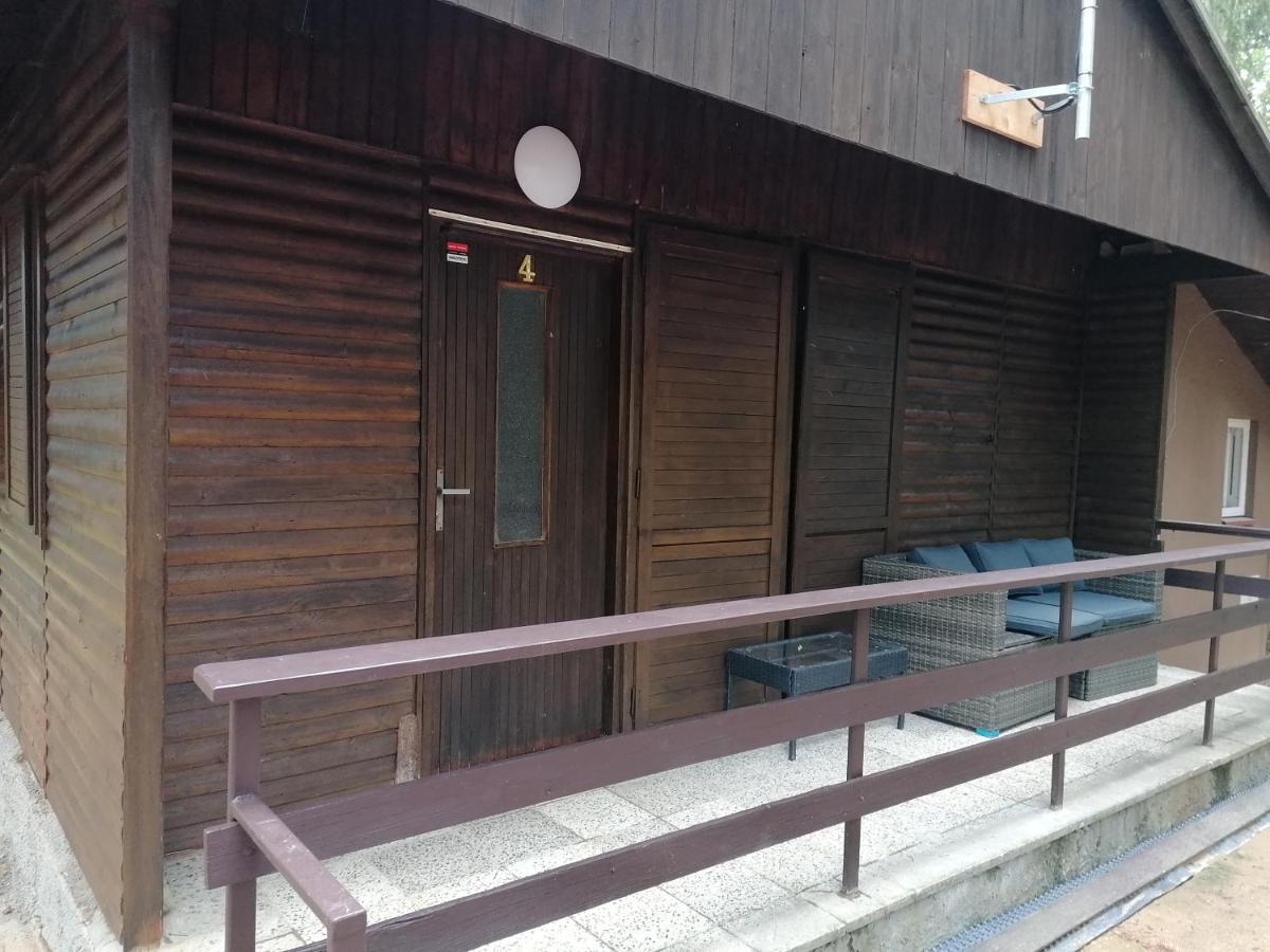 Chaty A Apartmany Hracholusky Kemp Kosatka Pnovany Εξωτερικό φωτογραφία